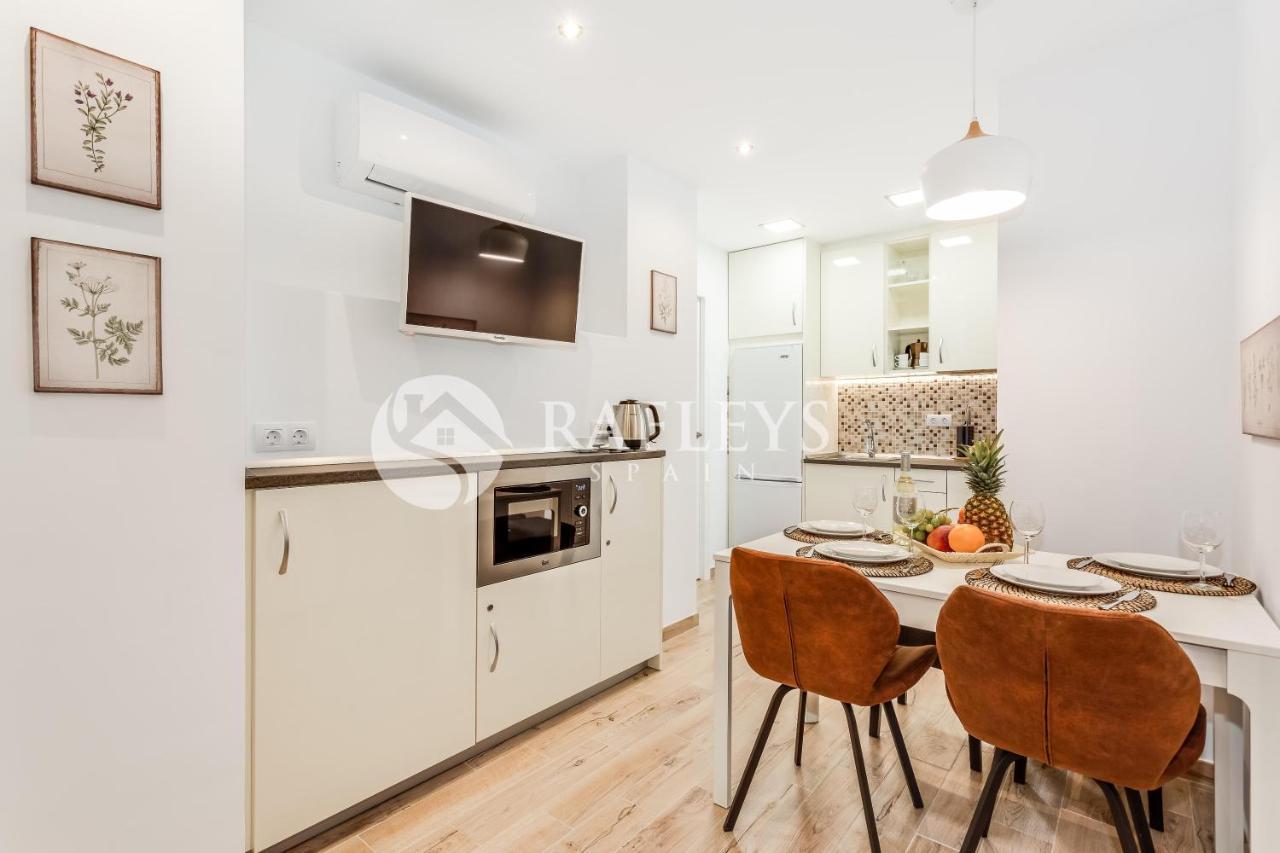 Modern 1 Bedroom Apartement In Very Center Of Marbella. Экстерьер фото